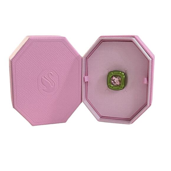 Swarovski Dulcis Cocktail Ring sizen 60 / 9 Green New - Picture 1 of 7